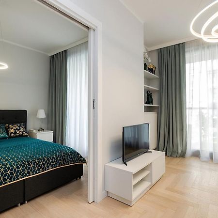 Wola Luxe Apartment Warschau Exterior foto