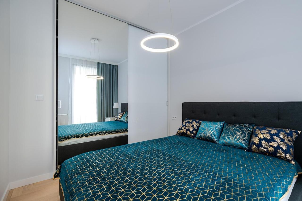 Wola Luxe Apartment Warschau Exterior foto